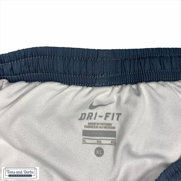 Nike Kids Running Dri-Fit Shorts with Lining - Picture 4 of 8
